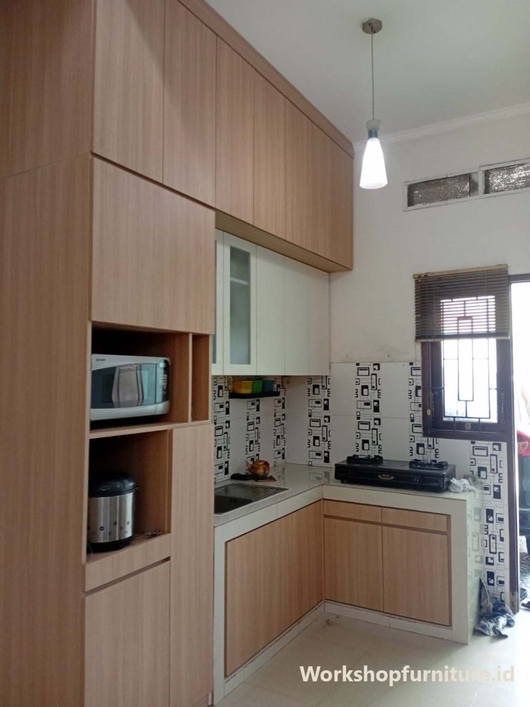 Kitchen Set Terbuka Maksimalisasi Ruang Penyimpanan